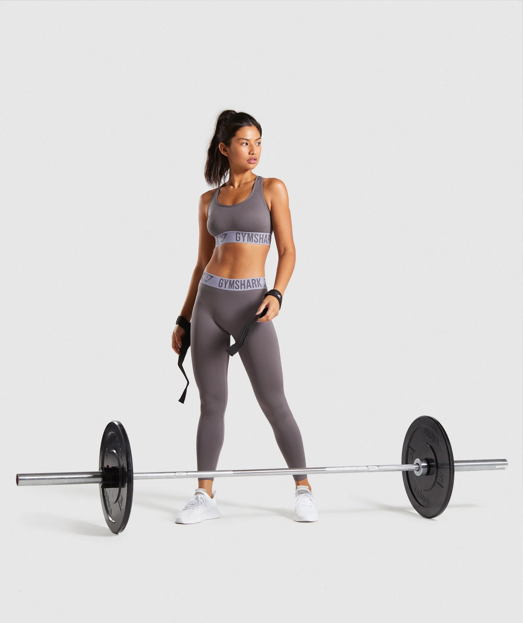 Gymshark Padded Lifting Straps - Black - Image 3